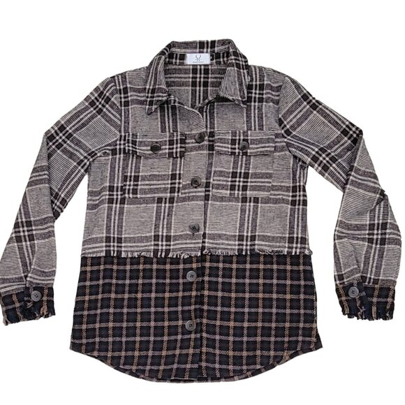 Brown Plaid Shirt Jacket Shacket Fringed Frayed Hem Detail Layering Fall NEW - Picture 7 of 13